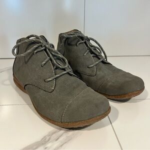 boc Women's Gray Ankle Boots Size 9.5